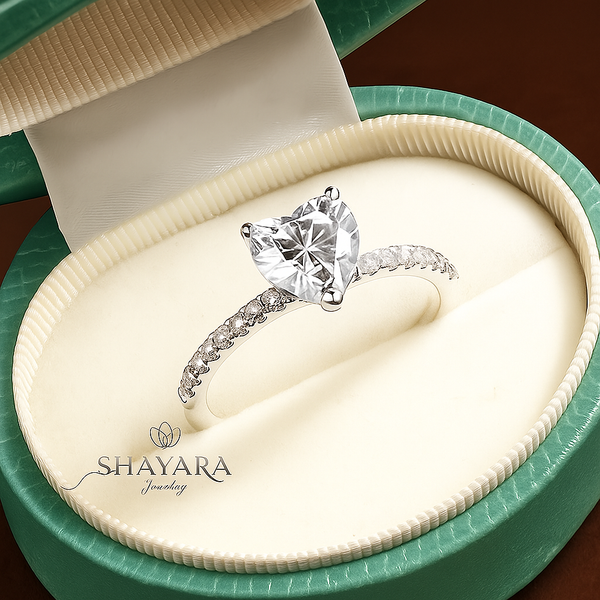 טבעת לב משובת מוסנייט נוצצים במיוחד