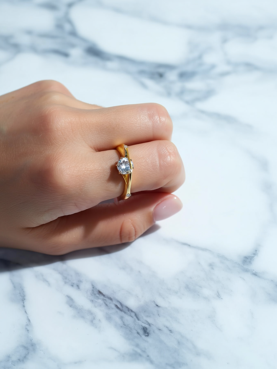 טבעת חישוק עם אבן 1 קראט