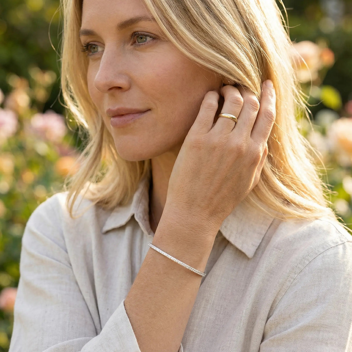 במבצע חיסול💥 | ✨ צמיד בנגל קלאסי – נגיעת זוהר נצחית ✨