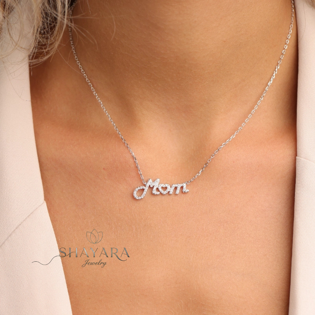 ✨ שרשרת – תליון MOM בצורת לב❤️