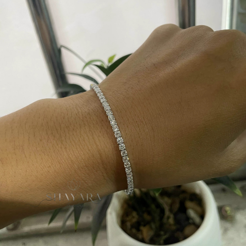 ✨ צמיד טניס קשיח גמיש יוקרתי משובץ אבני מוסונייט ✨