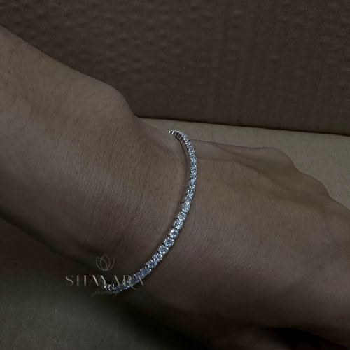 ✨ צמיד טניס קשיח גמיש יוקרתי משובץ אבני מוסונייט ✨