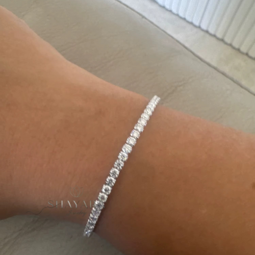 ✨ צמיד טניס קשיח גמיש יוקרתי משובץ אבני מוסונייט ✨