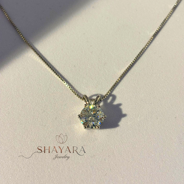 💎 Glow D'or – שרשרת יוקרתית עם אבן יהלום מרכזית 💎