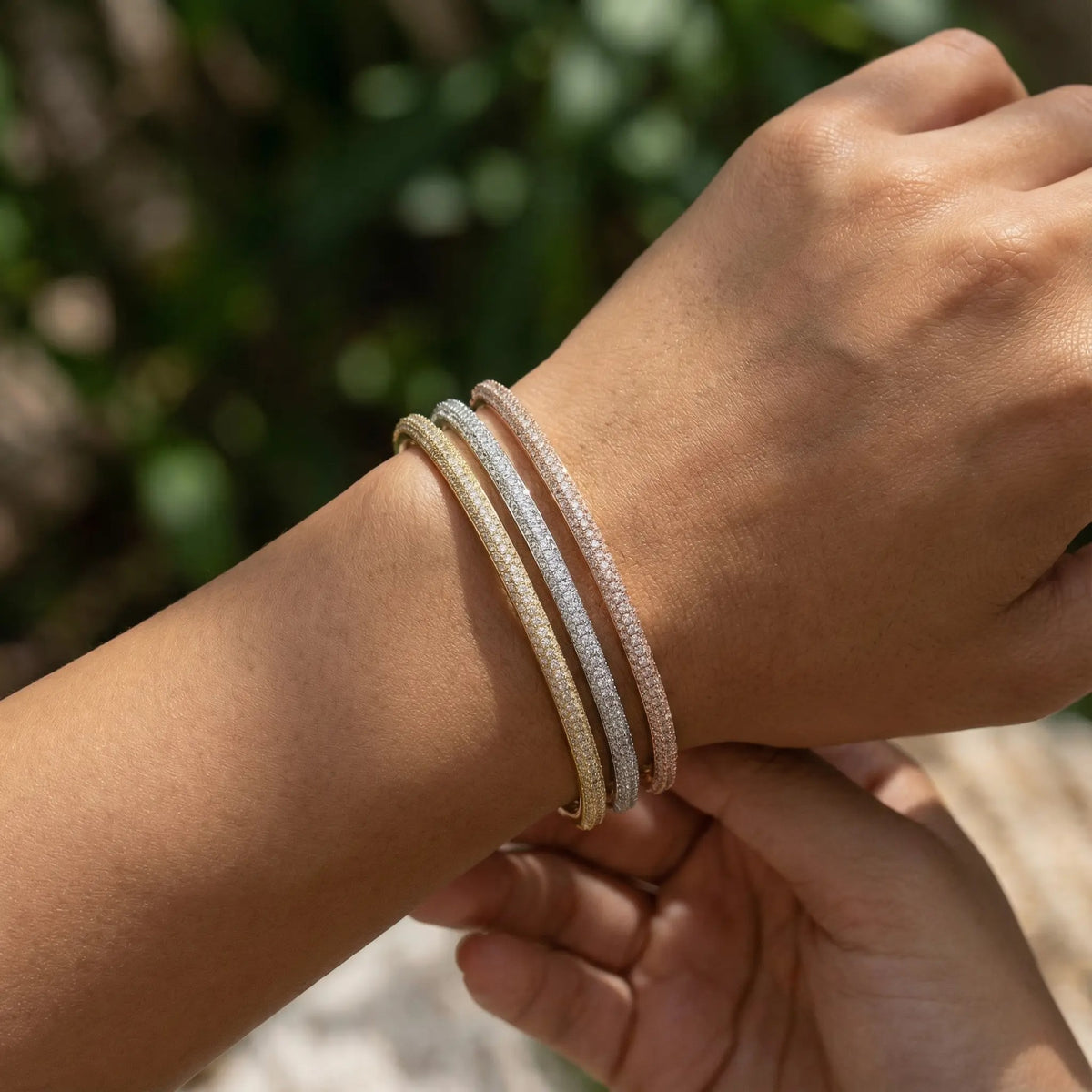 ✨ Eterna Bangle – אטרנה צמיד קשיח