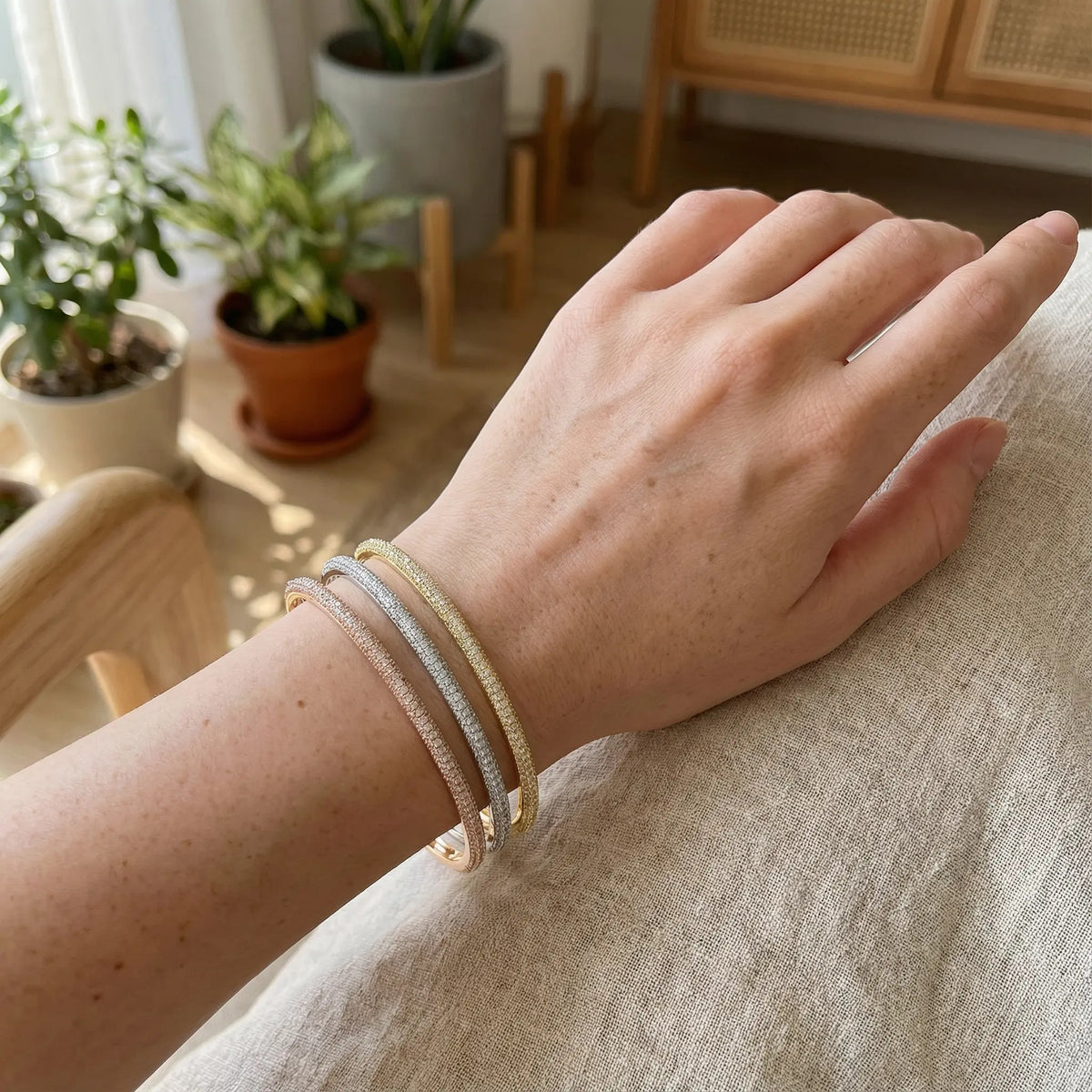 ✨ Eterna Bangle – אטרנה צמיד קשיח